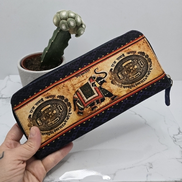 Bohemian | colorfull purple elephant print large zip-up wallet - Picture 8 of 8